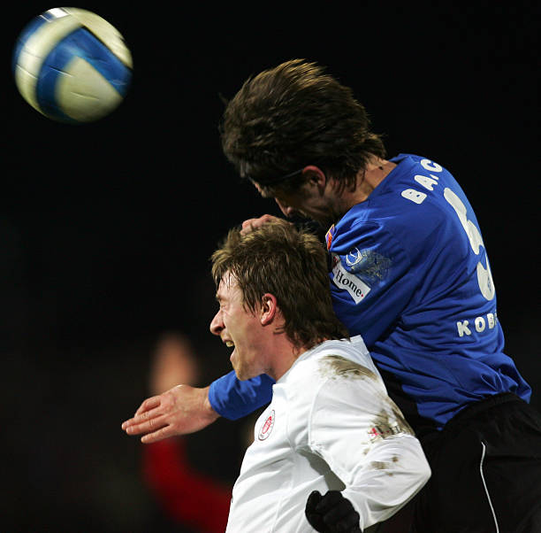 在阵容上展 在阵容上展