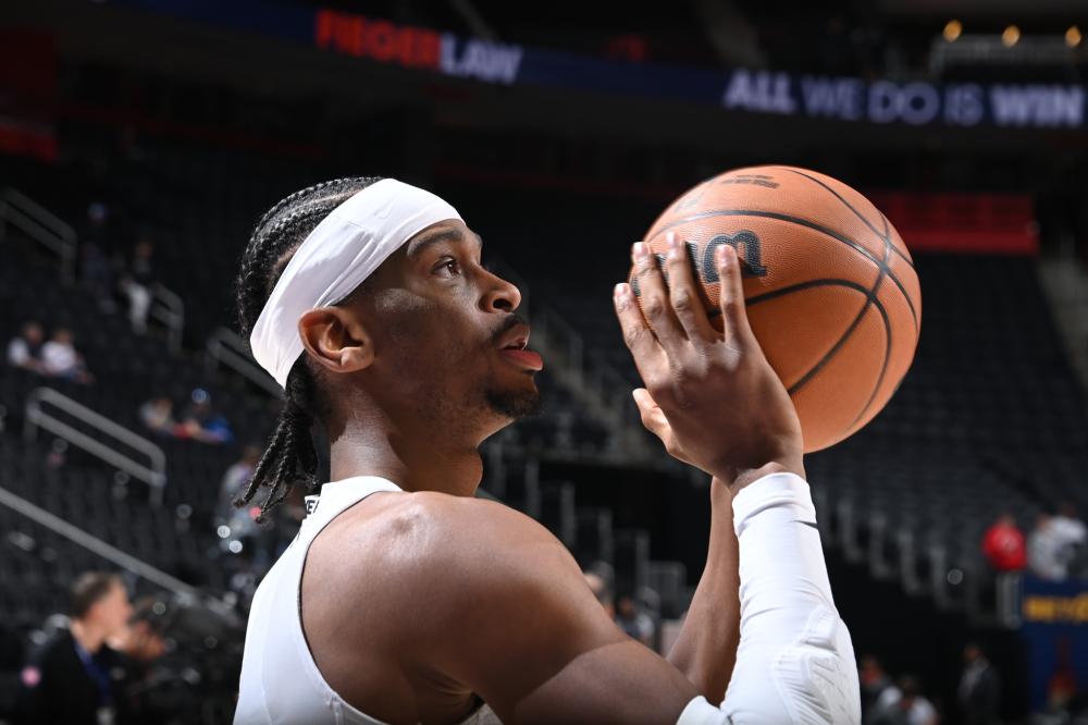 发球都带有 发球都带有