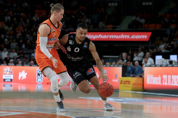 关键时刻总 关键时刻总