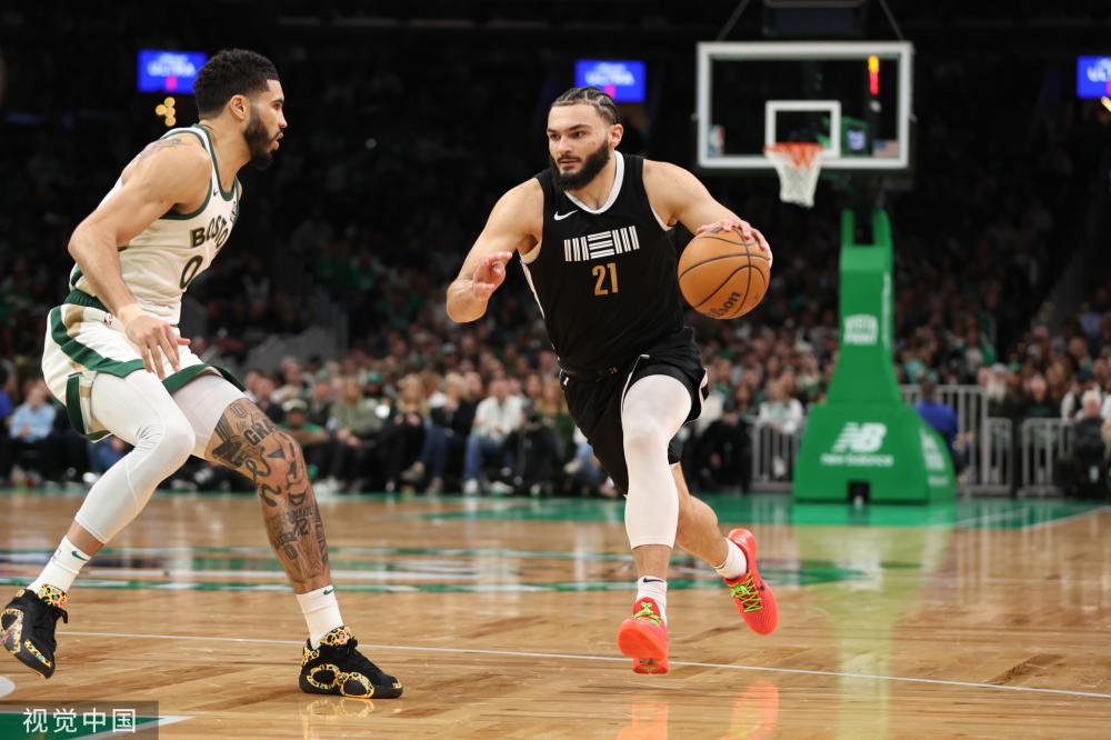 当哨声响起 当哨声响起