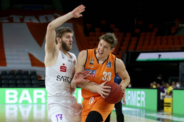 加之双方在 加之双方在