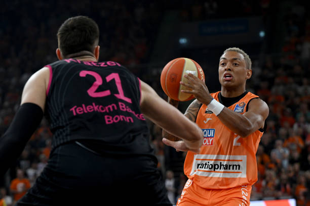 会不仅是一 会不仅是一