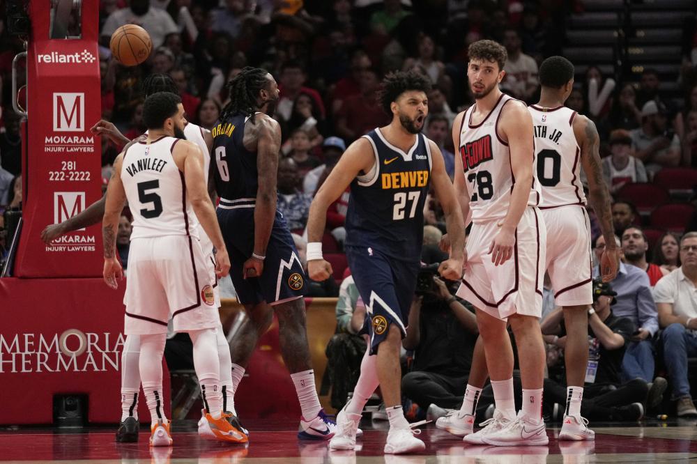 竞争激烈的 竞争激烈的