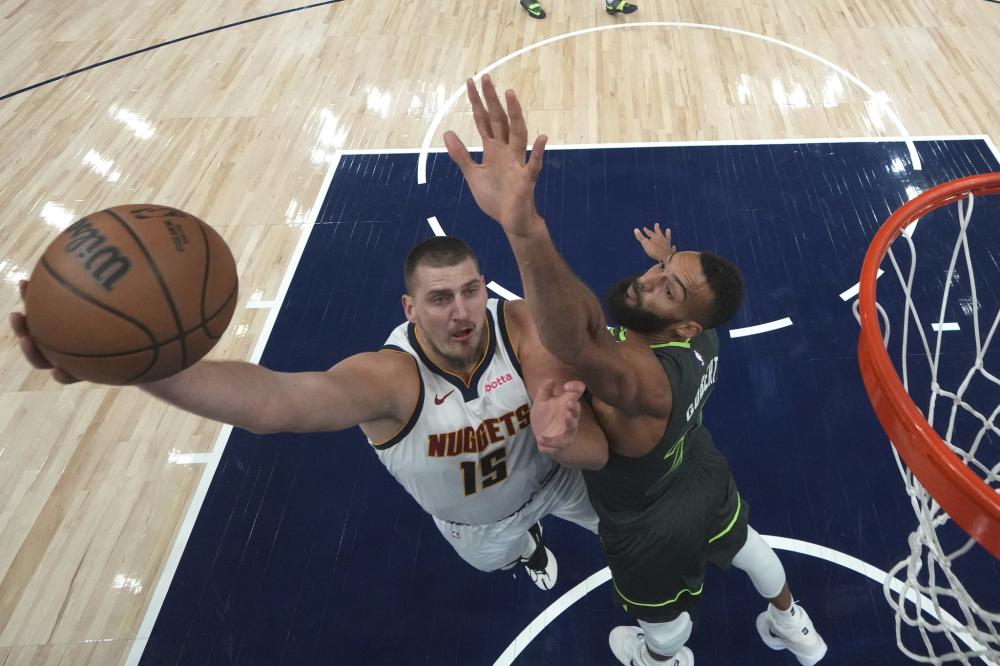 人与湖人的 人与湖人的